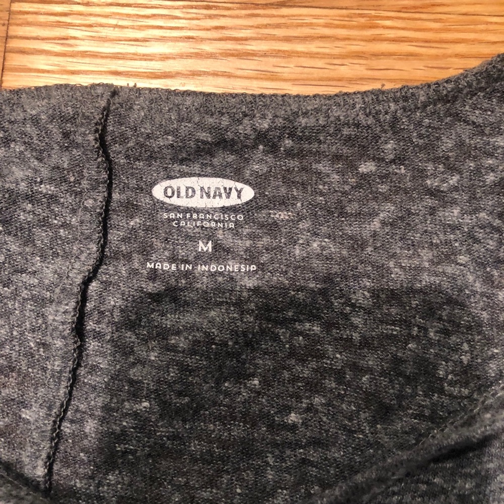 Gray t-shirt - Picture 2 of 3